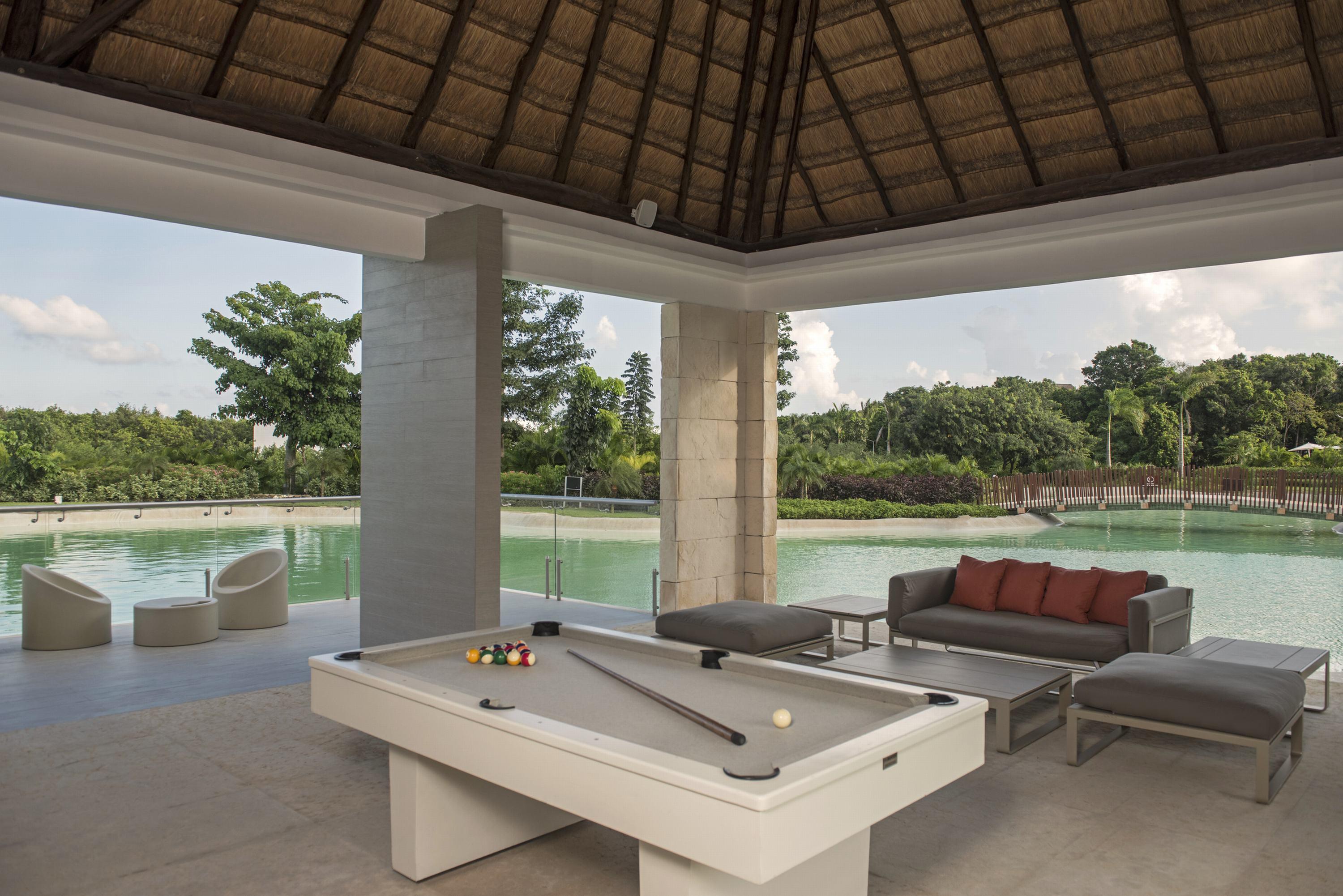 Platinum Yucatan Princess Adults Only プレヤデルカーメン エクステリア 写真 The Pool Table
