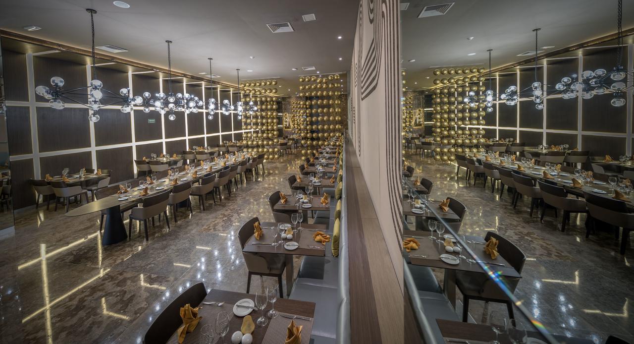 Platinum Yucatan Princess Adults Only プレヤデルカーメン エクステリア 写真 The restaurant
