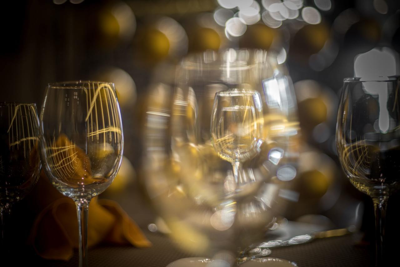 Platinum Yucatan Princess Adults Only プレヤデルカーメン エクステリア 写真 Glasses of Champagne